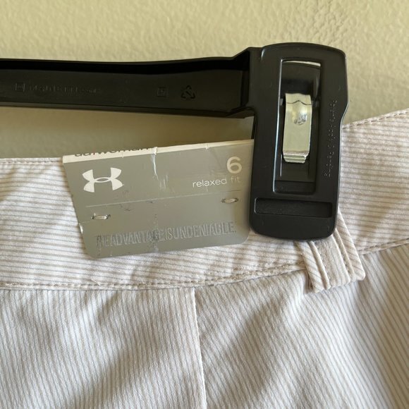 NEW Under Armour Women’s Shotgun Golf Shorts‎ White Tan Striped Size 6 Athletic - Picture 4 of 9
